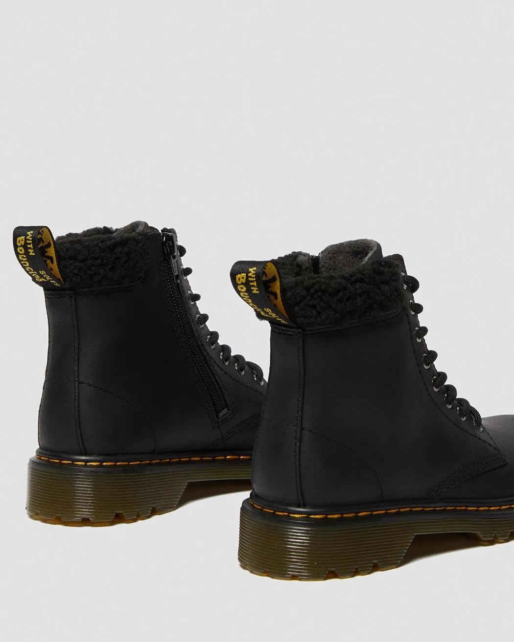 1460 Fleece Lined Leather Ankle Boots - Kids|-|Bottes en cuir 1460 doublées de polaire - Enfant