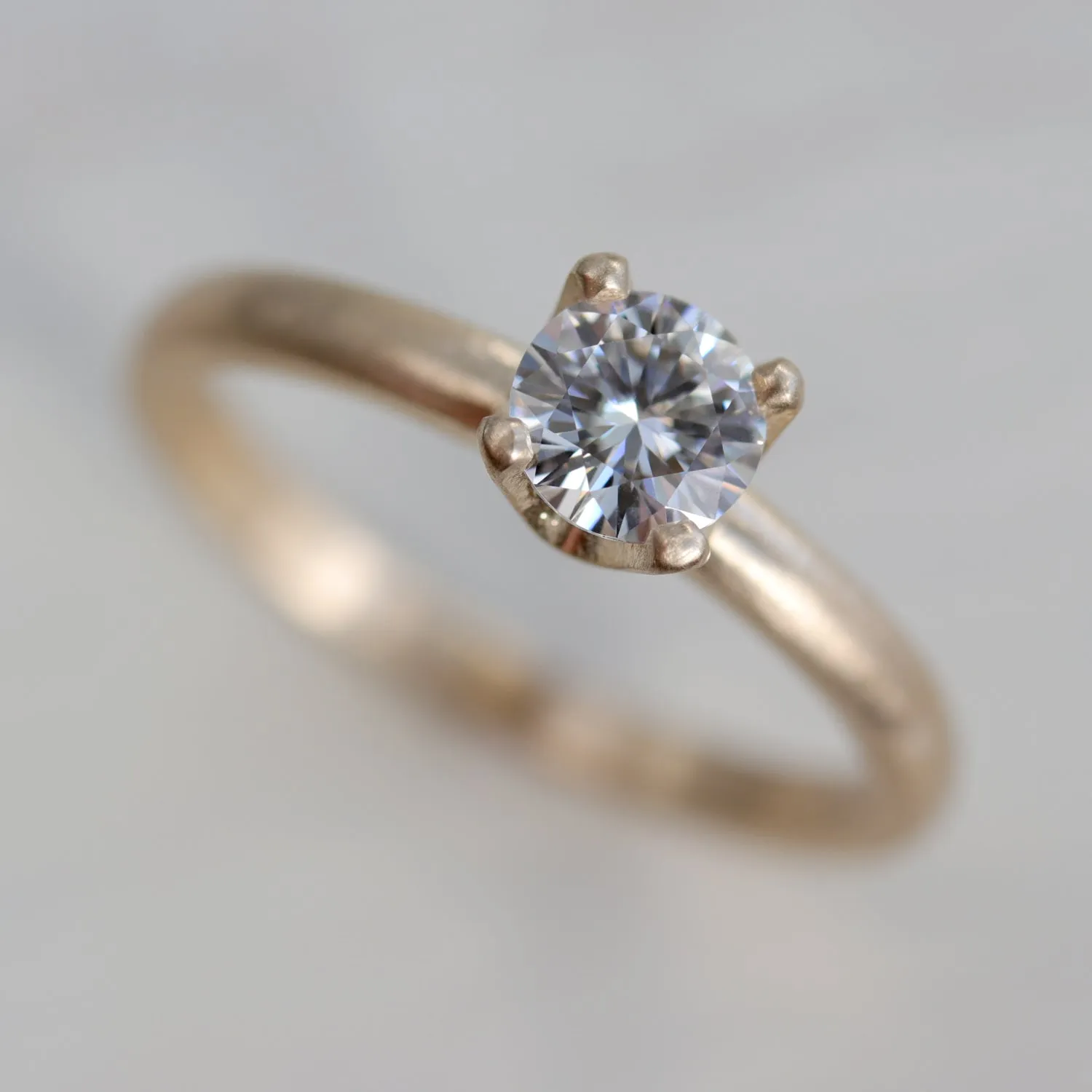 5mm Crown Solitaire •