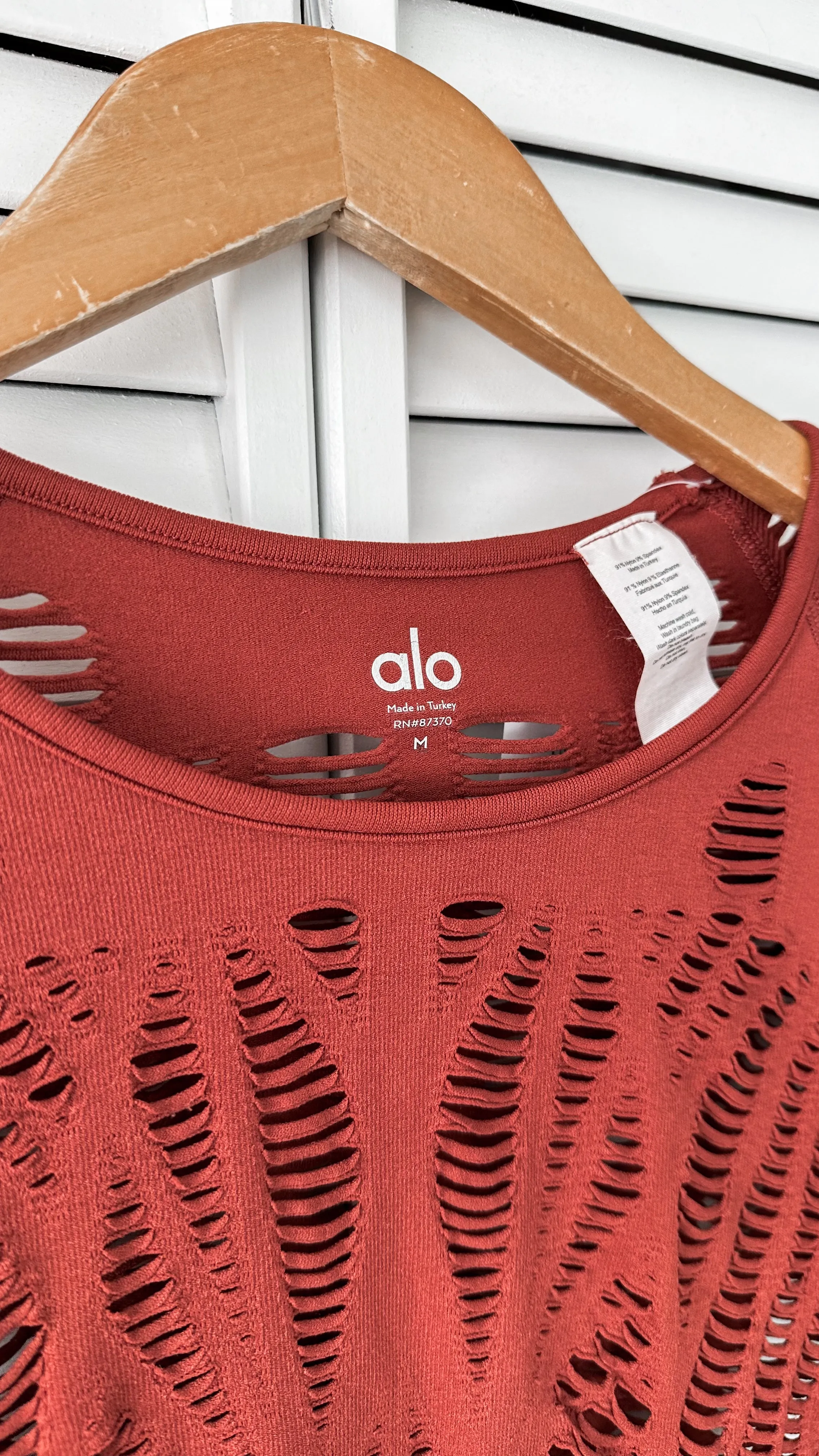 Alo Yoga Wanderer Top in Burnt Orange (M)