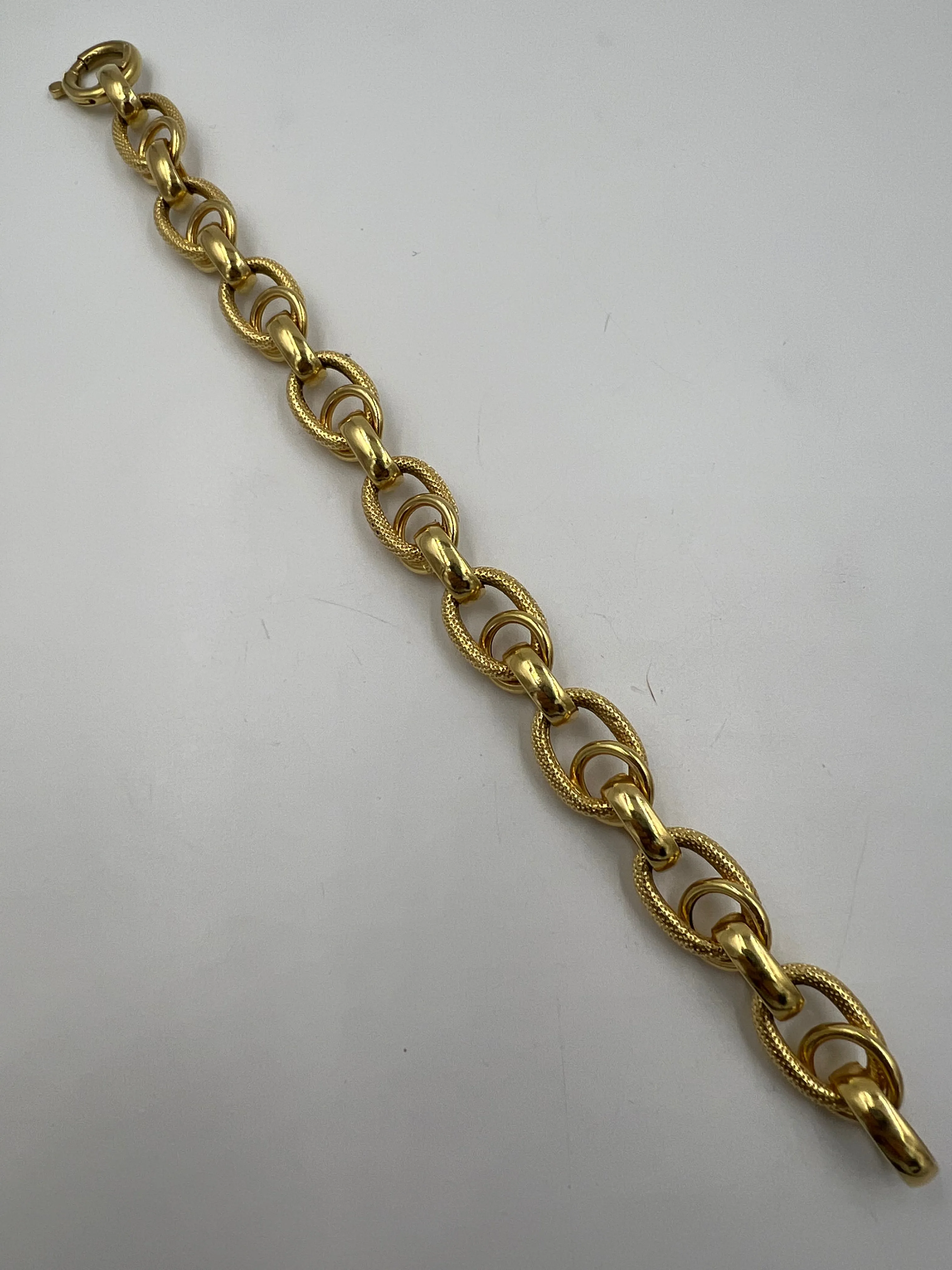 Italian Shiny And Textured Yellow Gold Link Bracelet 1980s