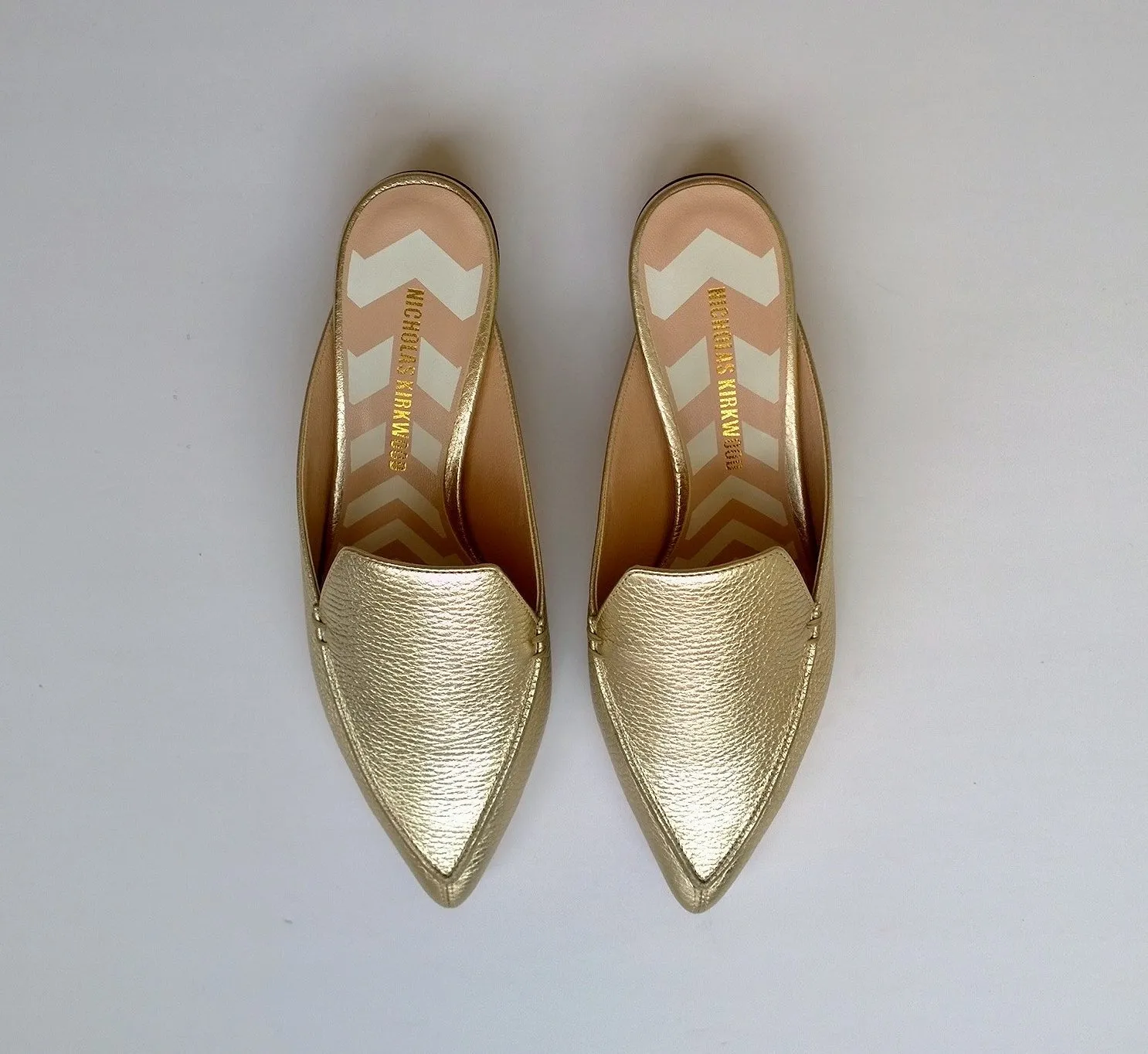 Nicholas Kirkwood Beya Slippers new in box loafers flats Platino Gold metallic leather