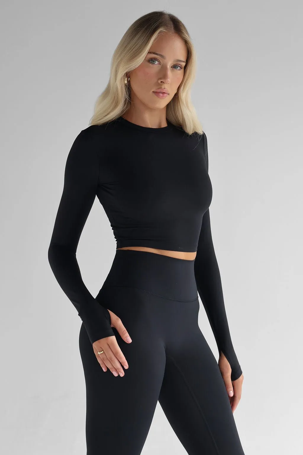 SCULPT Long Sleeve Crop - Black