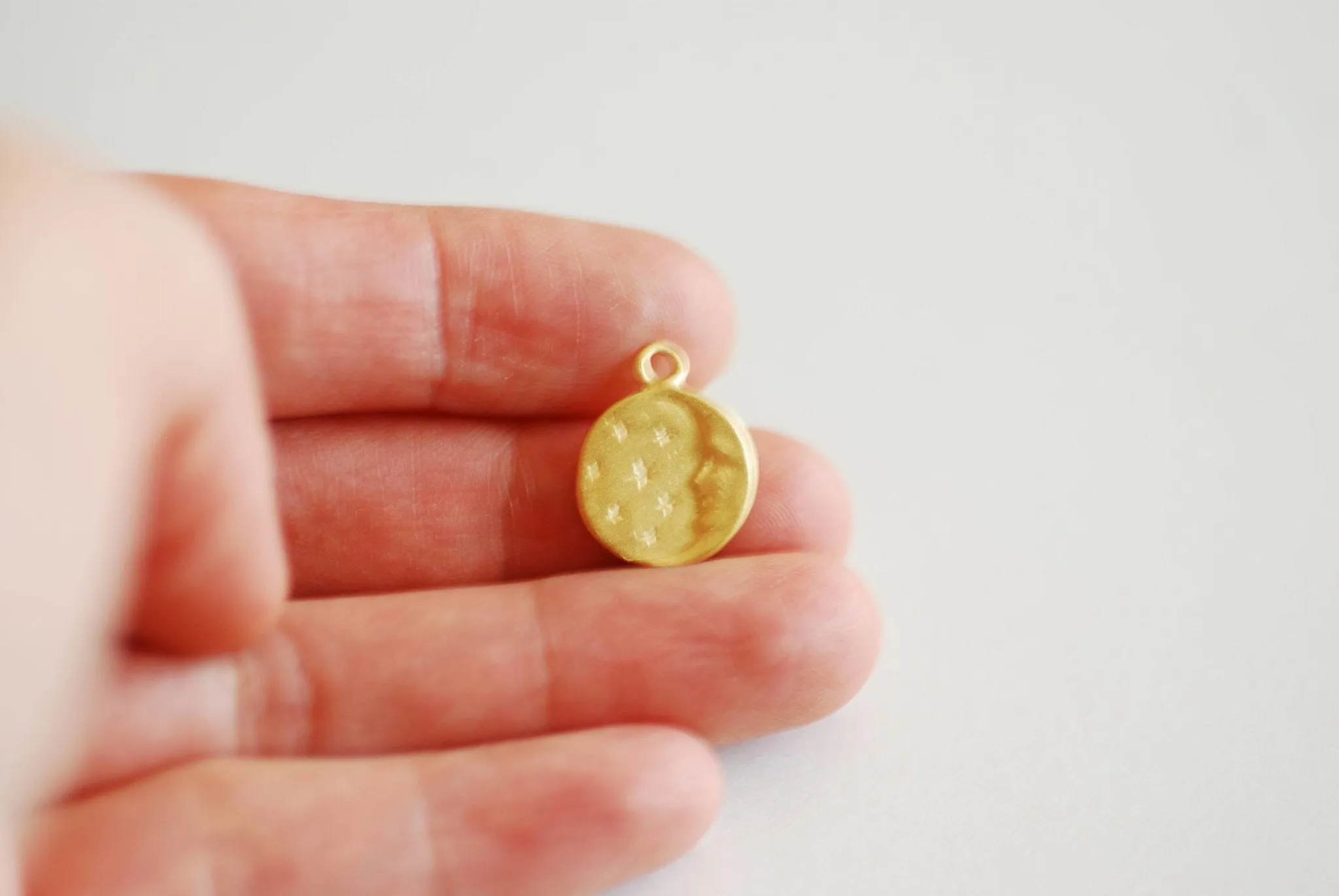 Shiny Gold Wholesale Moon Charm, Vermeil, Moon and Stars, Celestial Charm, Moon with Face Charm, Night Sky, Moon Disc, Round Moon Charm, Stars, 370